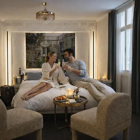 Abalú Collection Hotel Boutique Gran Via-3